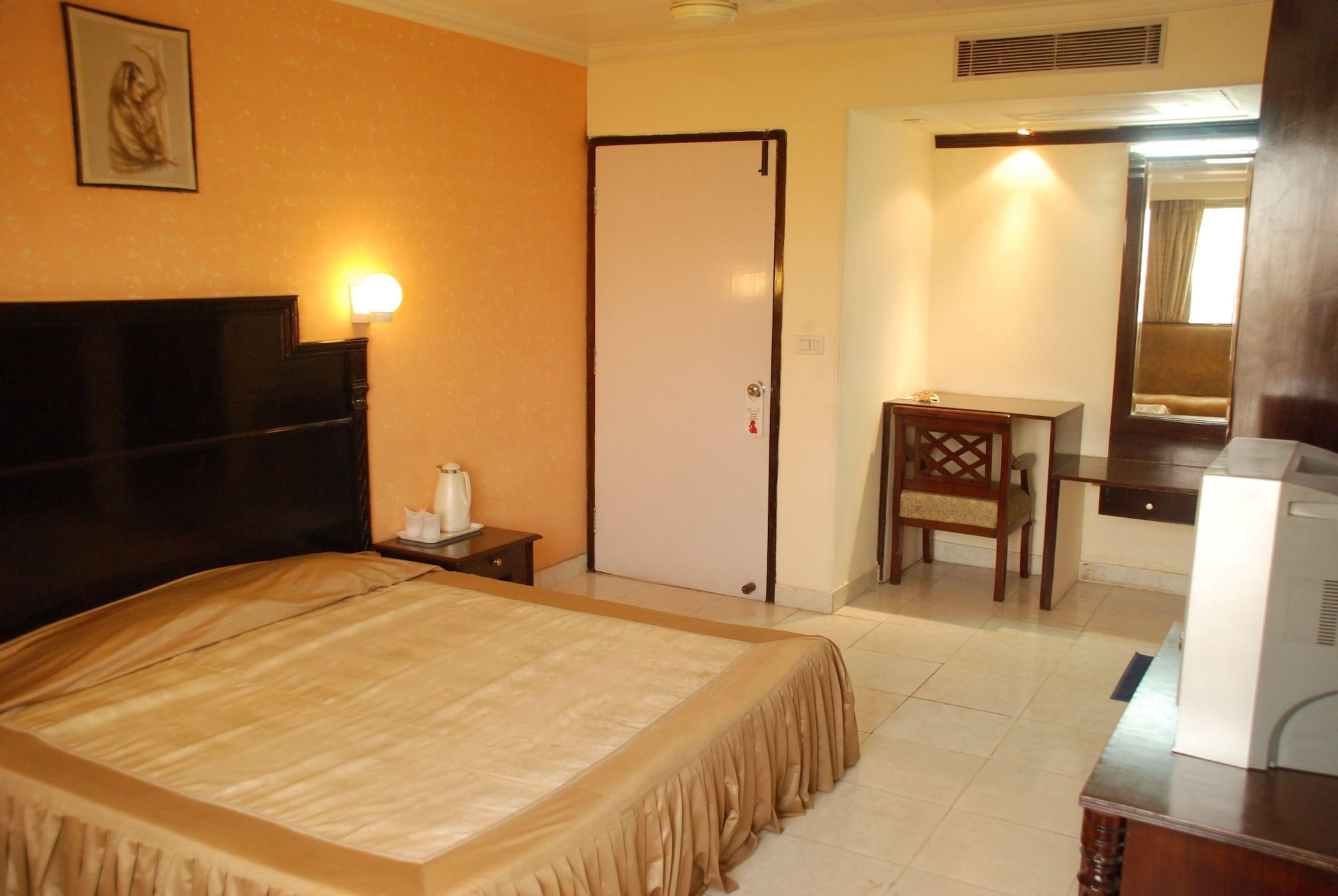 Hotel Ganga Ratan Agra  Zewnętrze zdjęcie