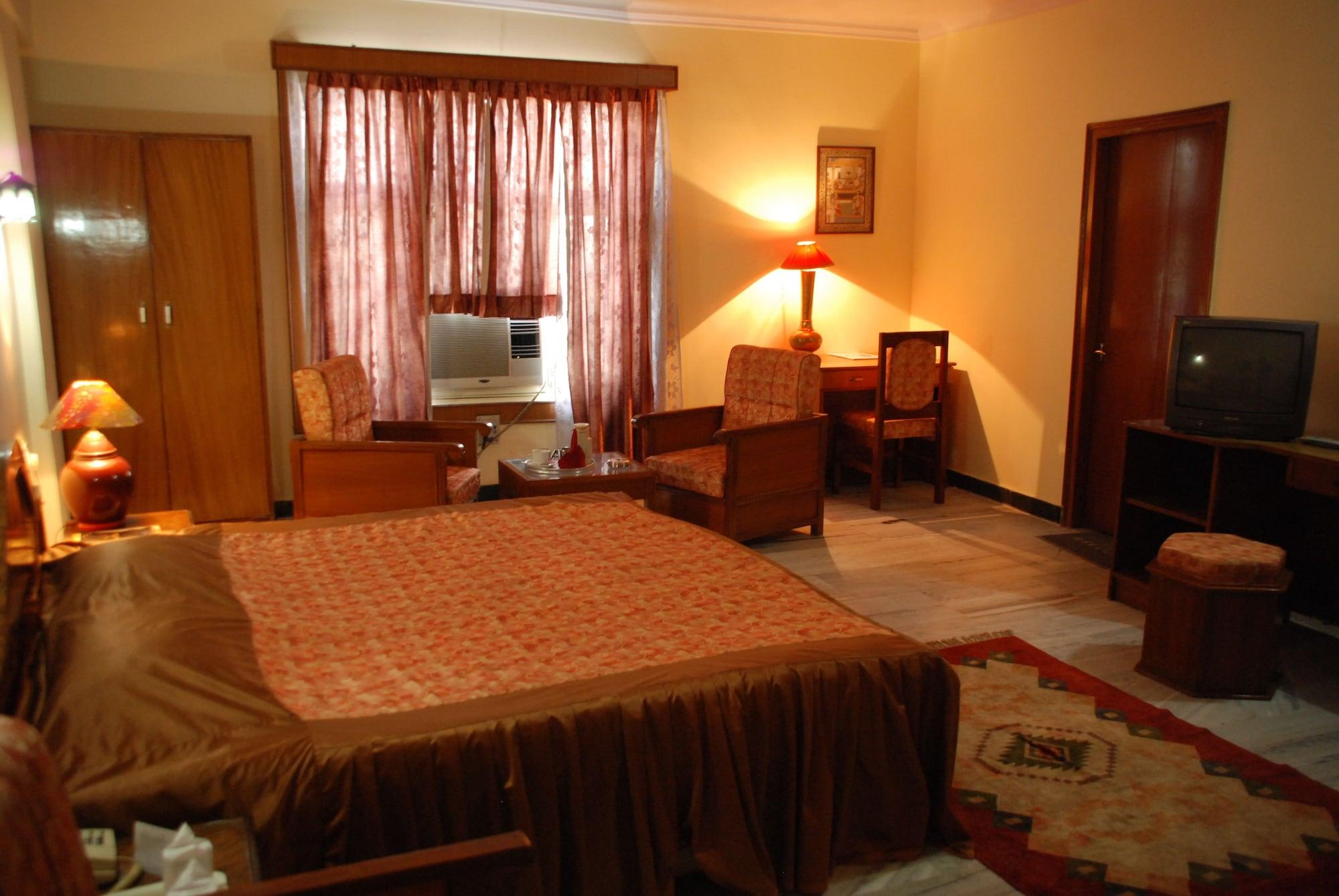 Hotel Ganga Ratan Agra  Zewnętrze zdjęcie