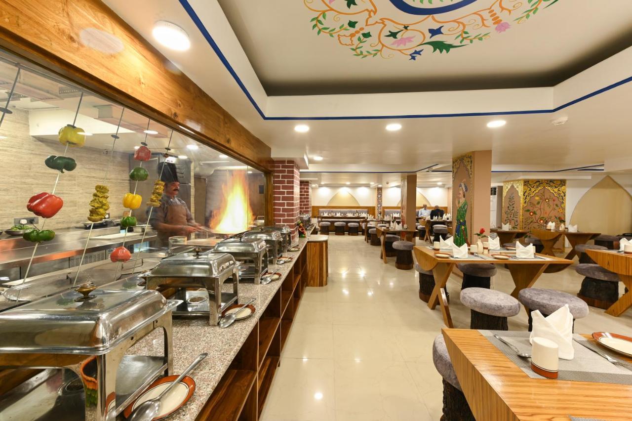 Hotel Ganga Ratan Agra  Zewnętrze zdjęcie