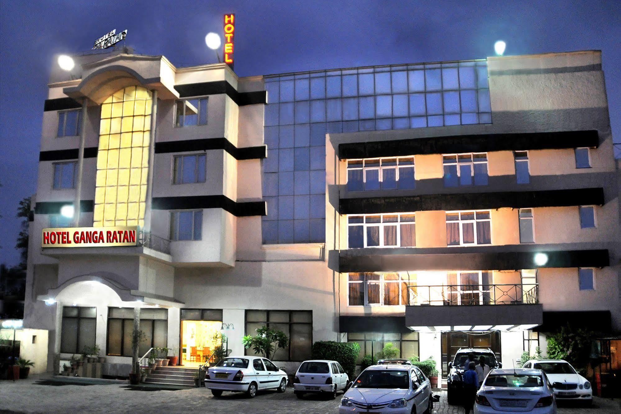 Hotel Ganga Ratan Agra  Zewnętrze zdjęcie